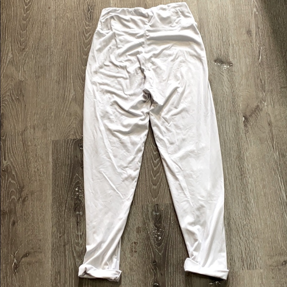 White leggings